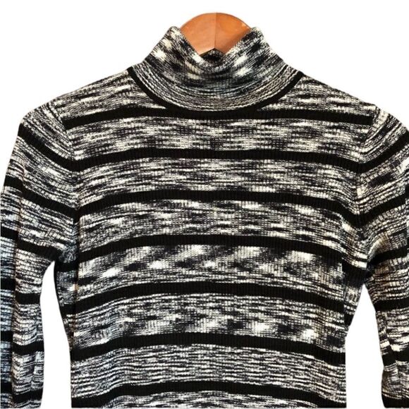 Calvin Klein knit turtle neck dress - Picture 2 of 12